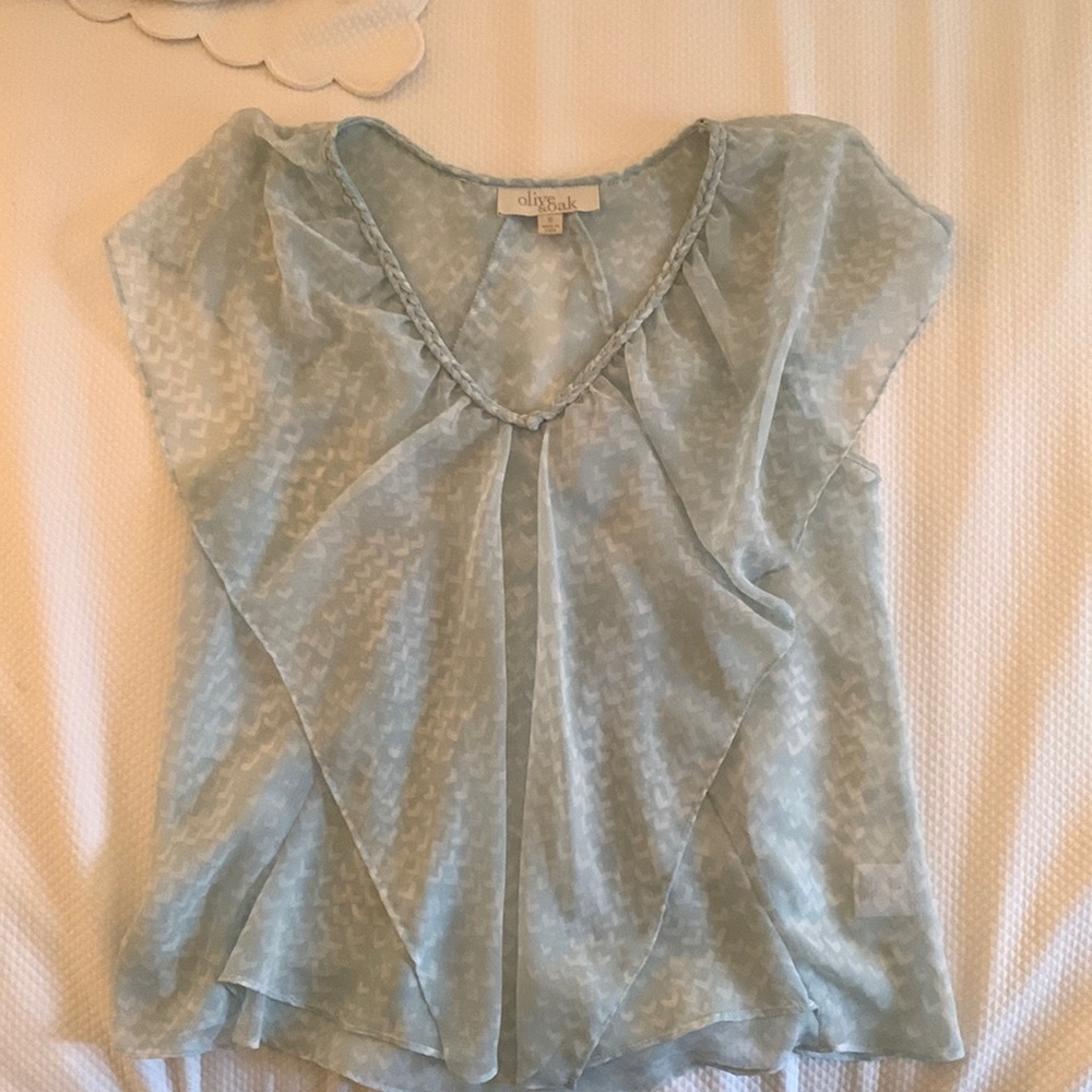 Olive & Oak Blouse